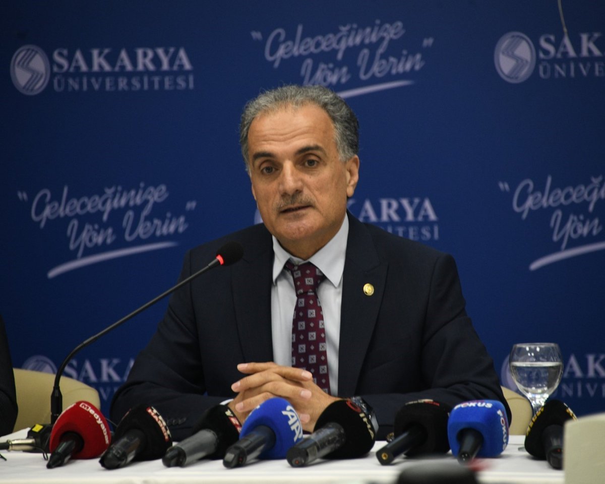 sakarya-universitesinde-hedef-ilk-10