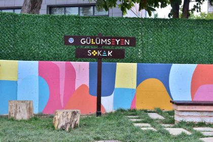 sokaklar-donusuyor-projesiyle-bursada-cocuklar-guvenli-veliler-huzurlu