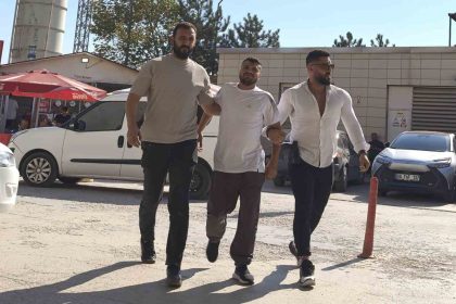 uyusturucu-taciri-kiskivrak-yakalandi