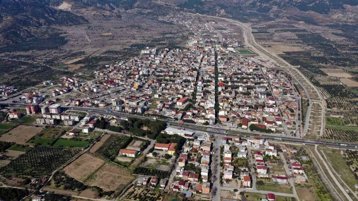ak-parti-buharkent-ilce-baskani-bicakcidan-chpli-meclis-uyelerine-tepki