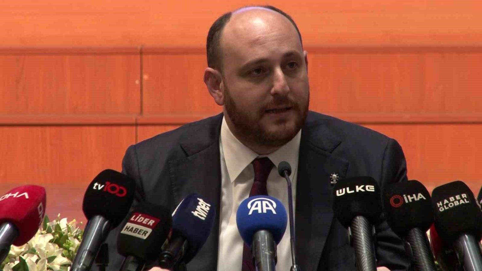 ak-parti-istanbulda-turkiye-yuzyili-bulusmalarina-basliyor