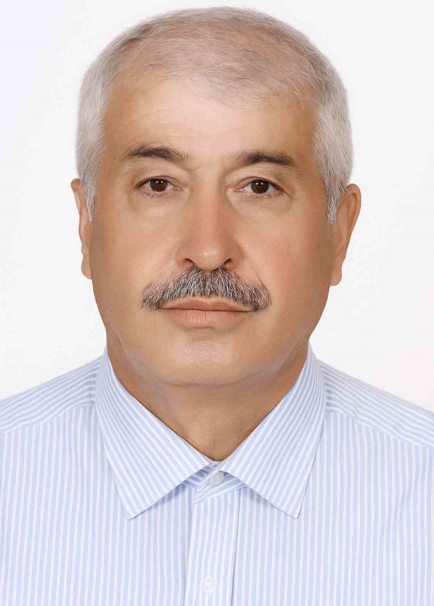 ari-sokmasi-alerjisi-olan-yasli-adam-traktorunun-direksiyonunda-olu-bulundu