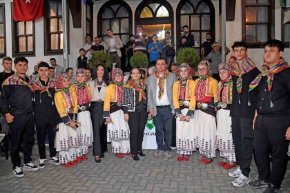 baskan-erkan-aydin-her-zaman-yanimda-olan-hemserilerime-sukran-borcluyum