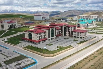 bayburt-universitesinden-ilk-dersim-filistin-konferansi
