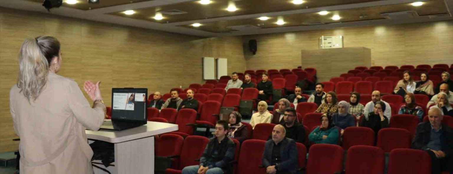 bayburtta-madde-ve-tutun-bagimliligiyla-mucadele-egitimleri-devam-ediyor