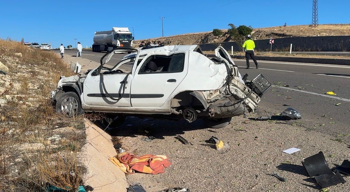 bayburtta-trafik-kazasi-1-olu