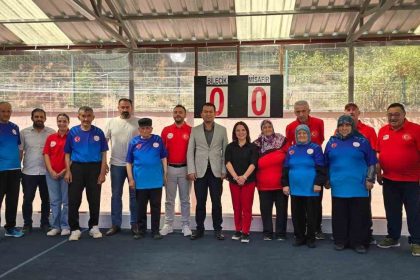 bilecik-huzurevi-bocce-thrnuvasina-galibiyetle-basladi