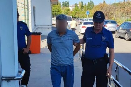 carptigi-2-yasindaki-cocugun-olumune-neden-olan-surucu-tutuklandi