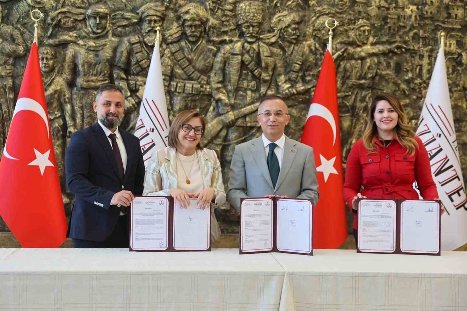 gaziantepte-basarili-ogrencilere-sinav-hazirlik-destegi