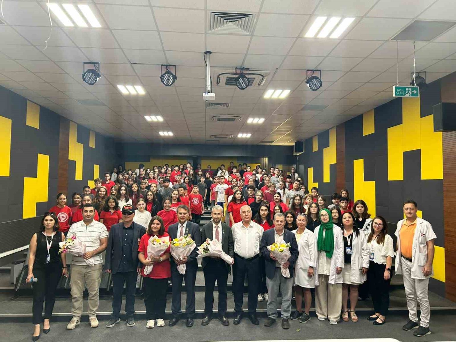 gaziler-genclere-vatan-ve-bayrak-sevgisini-anlatti