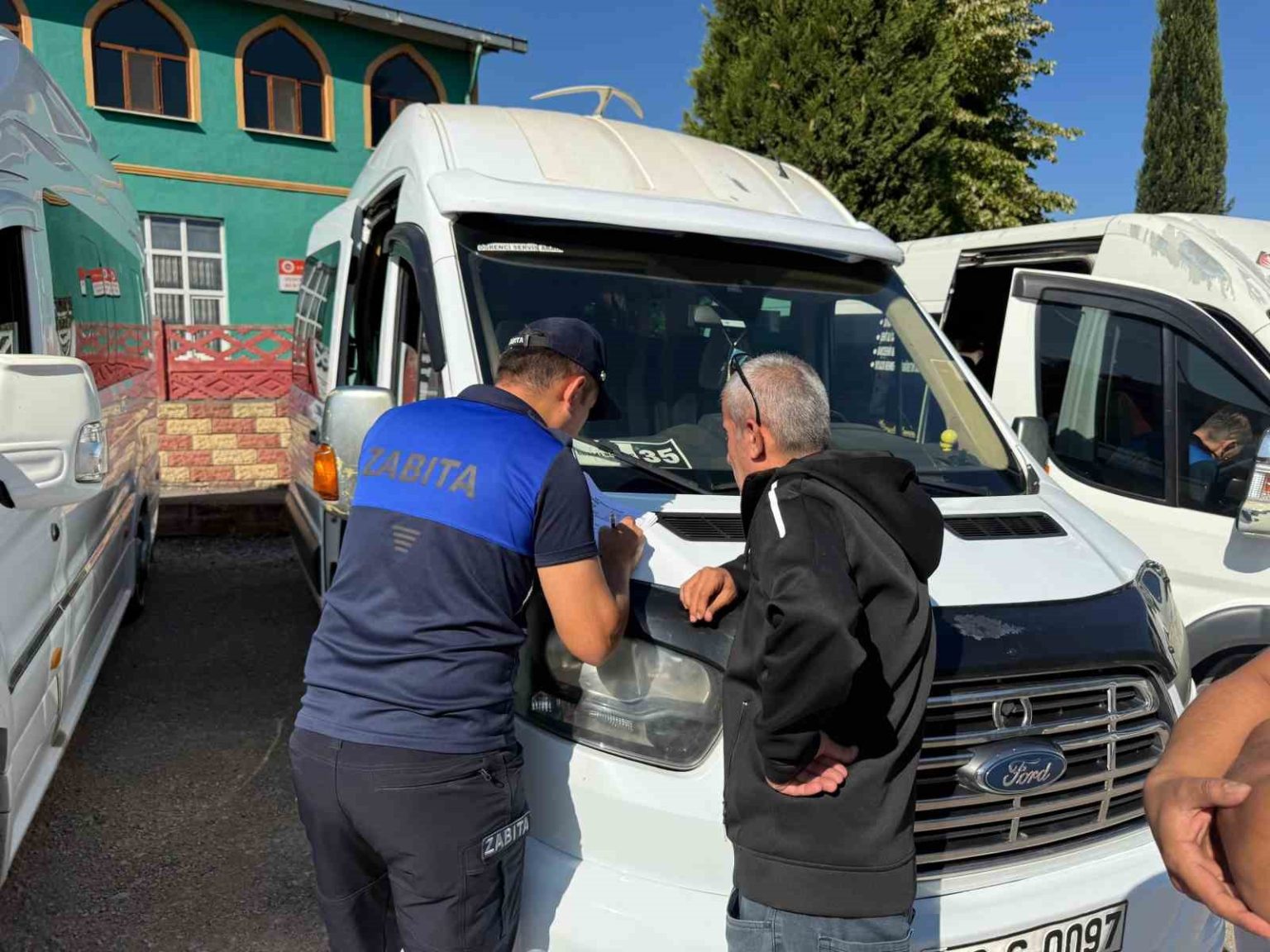 karabuk-belediyesinden-okul-servislerine-denetim