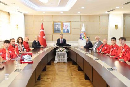 karabuklu-ogrenciler-teknofestten-basariyla-donduler