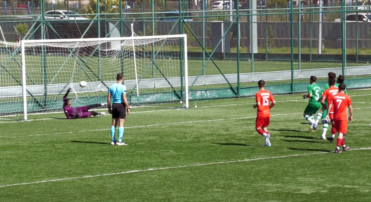 kayseri-super-amator-kumede-ilk-penalti-golu-buluttan