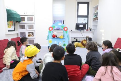 sultangazinin-merakli-ve-uretken-cocuklari-kasif-cocukta