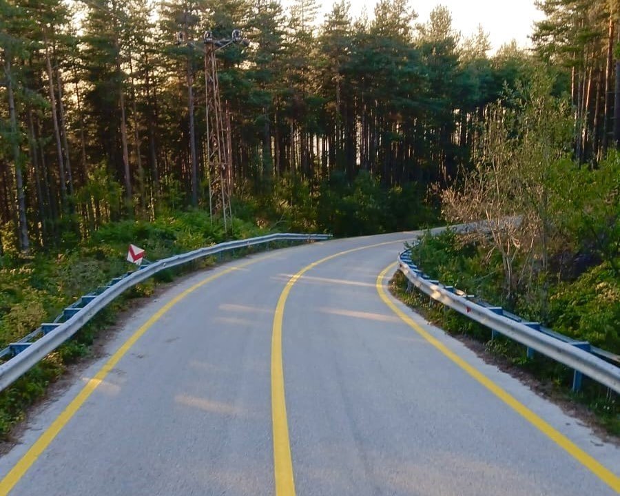 turizm-merkezlerinden-topuk-yaylasinda-yol-calismalari-tamamlandi