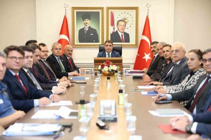 universite-guvenlik-toplantisi-yapildi