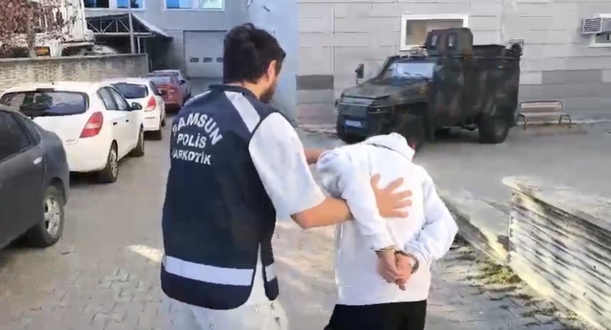 uyusturucudan-16-yil-8-ay-hapis-cezasi-olan-sahis-yakalandi