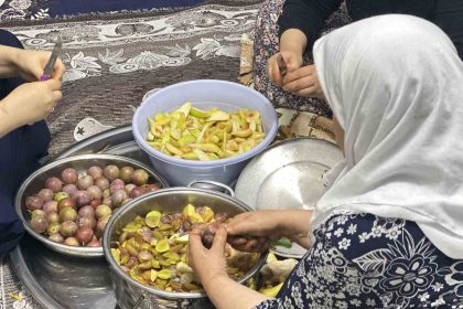 yuksekovada-kis-hazirligi-pestil-yapimi-suruyor