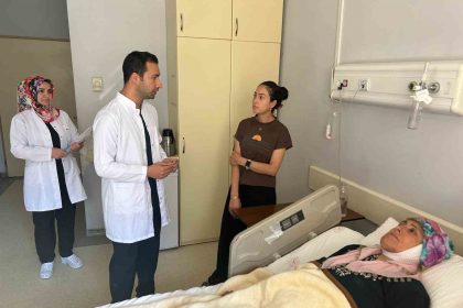 54-yasindaki-kadin-15-yil-sonra-yeniden-gulumseyebilecek