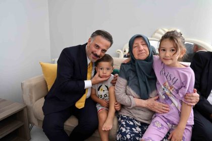 ak-parti-genel-merkez-siyasi-ve-hukuki-isler-baskan-yardimcisi-kemalletin-yilmaztekin-turkiye-yuzyili-bulusmalari-esasen-halkla-bulusma-istisare-hasbihal-meselesidir