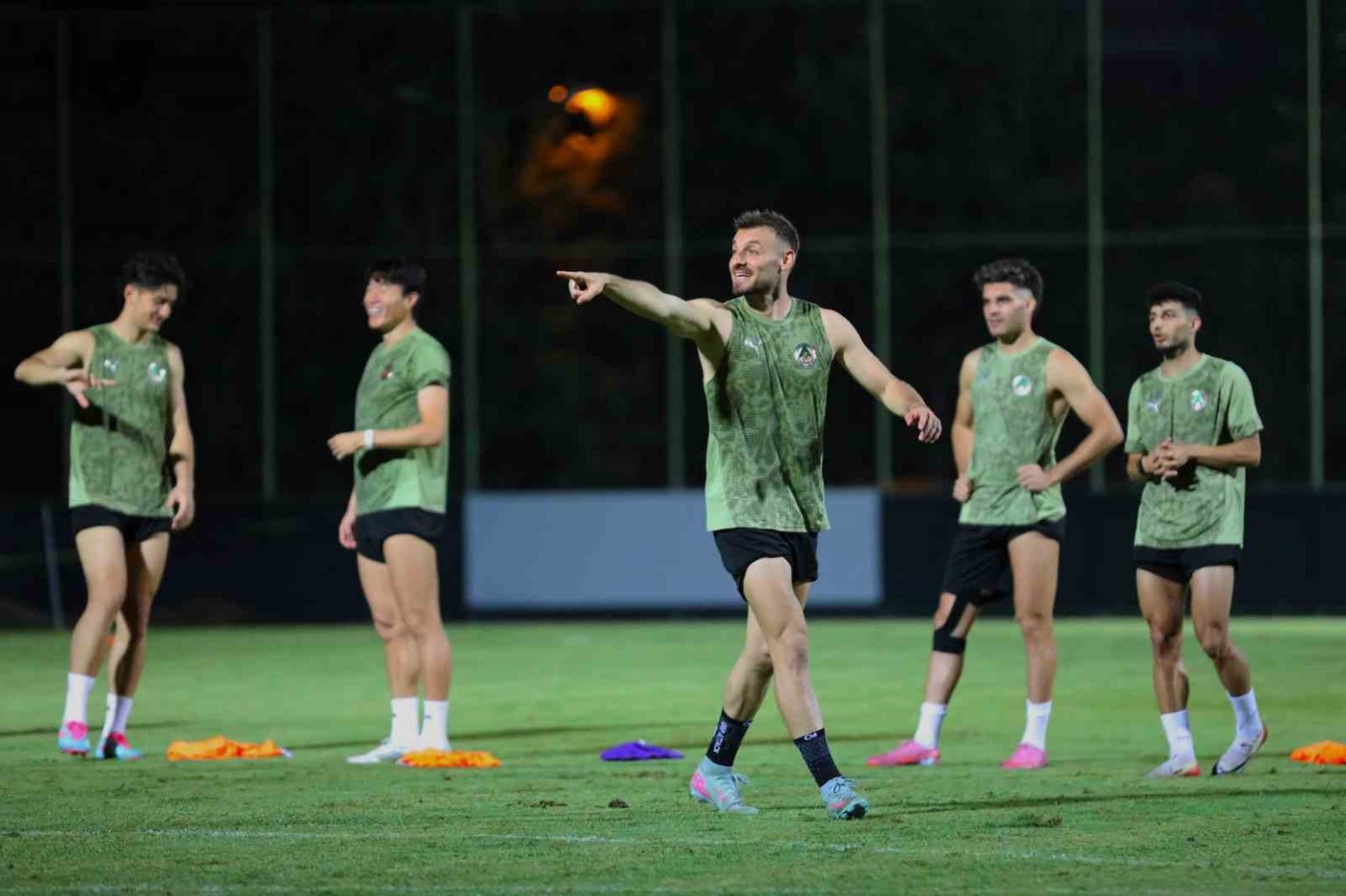 alanyaspor-galatasaray-maci-hazirliklarini-tamamladi