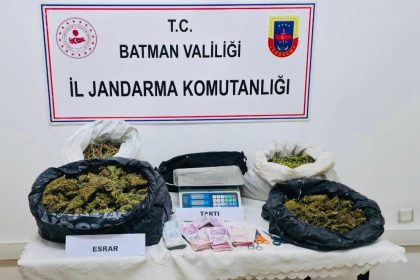 batmanda-6-kilo-300-gram-esrar-ele-gecirildi