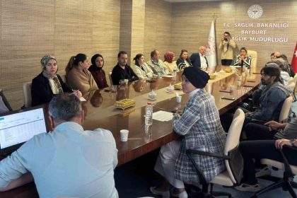bayburtta-saglik-hizmetlerinin-kalitesini-artirmaya-yonelik-toplanti-yapildi