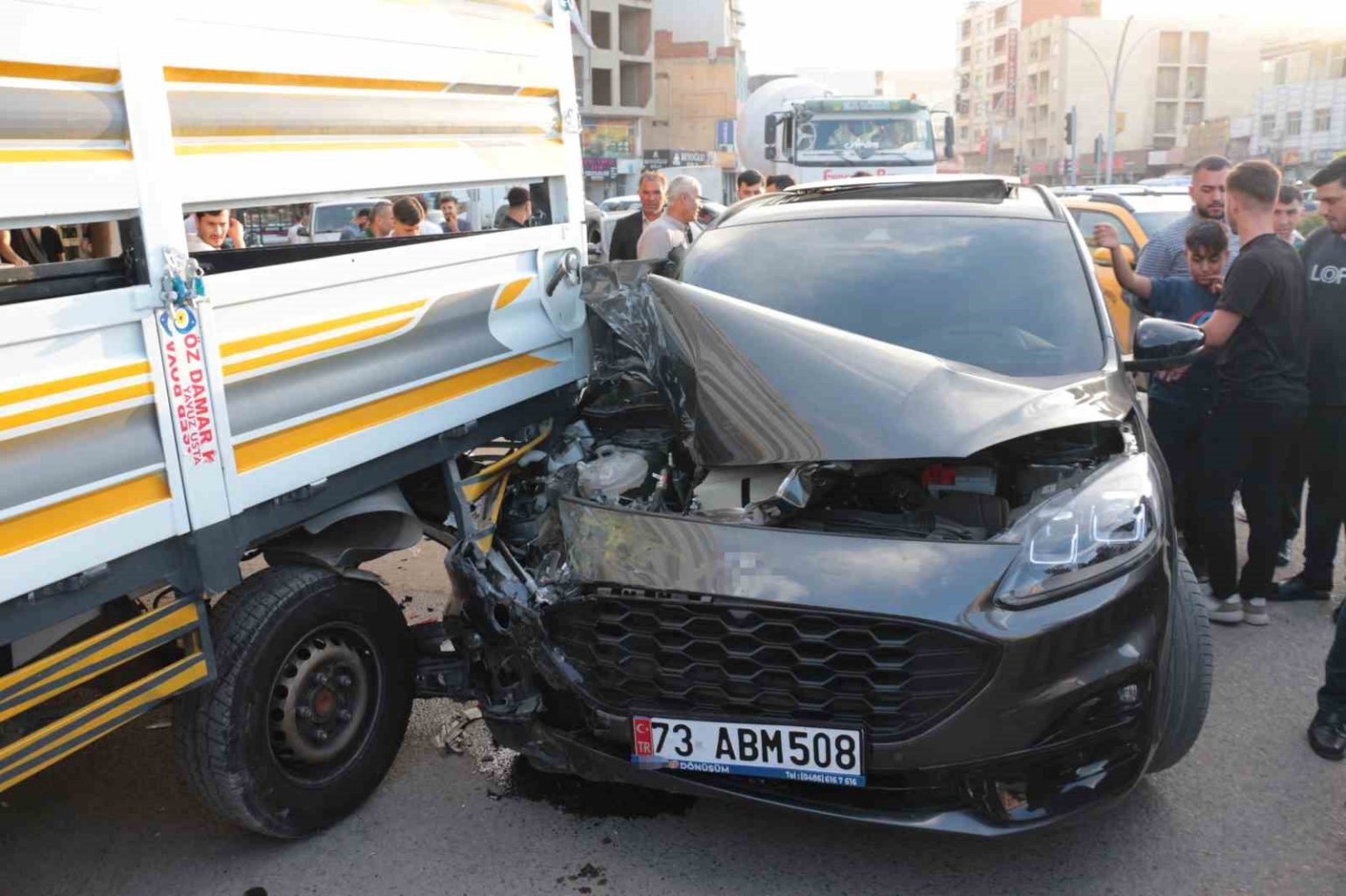 cizrede-maddi-hasarli-zincirleme-kaza