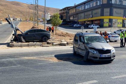 elazigda-trafik-kazasi-5-yarali