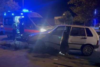 erzincanda-otomobil-kaldirima-cikti-1-yarali