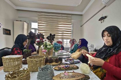 eyyubiye-belediyesinin-her-yasa-hitap-eden-kurs-kayitlari-basladi