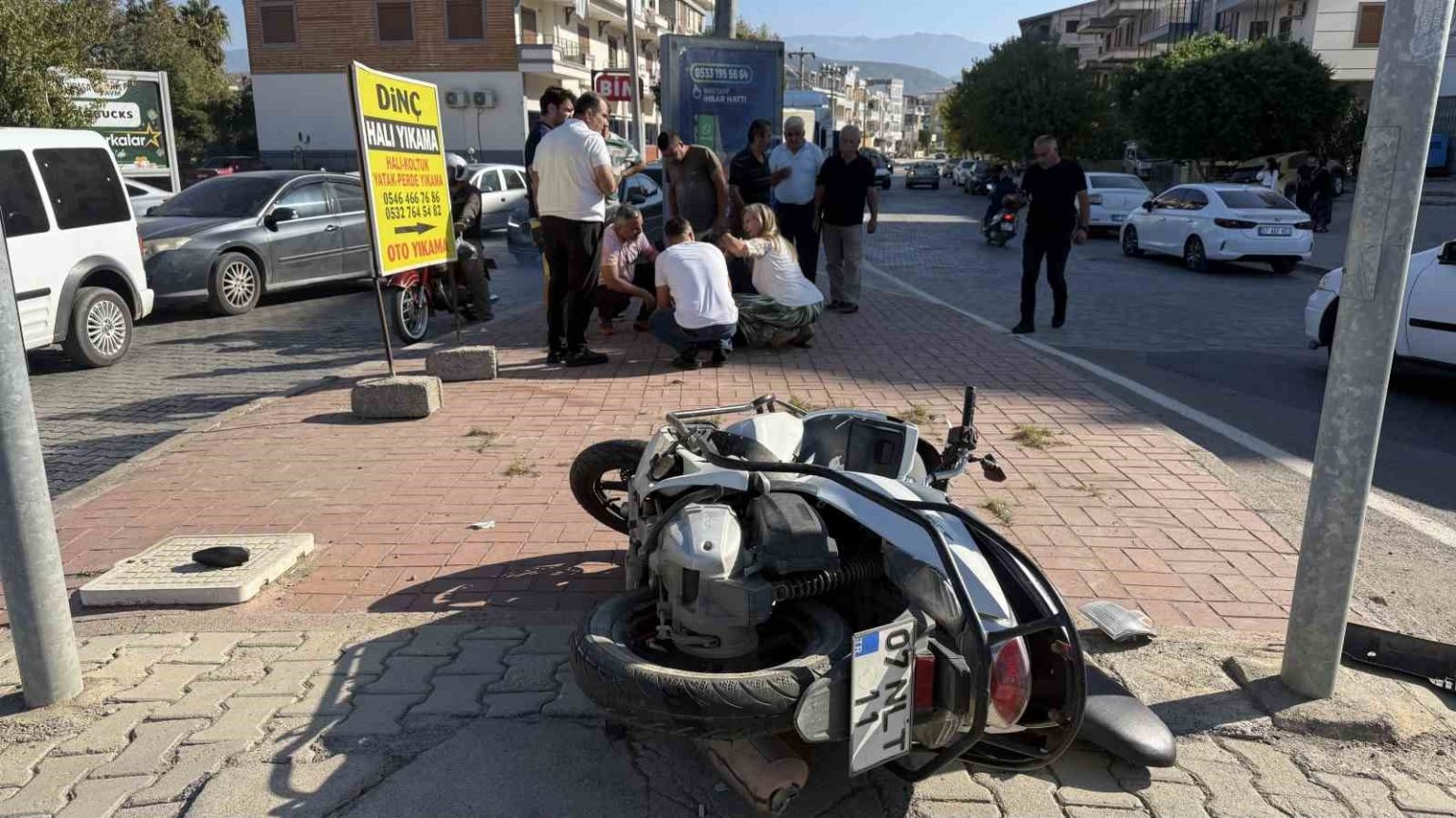 gazipasada-minibus-ile-motosiklet-carpisti-1-yarali
