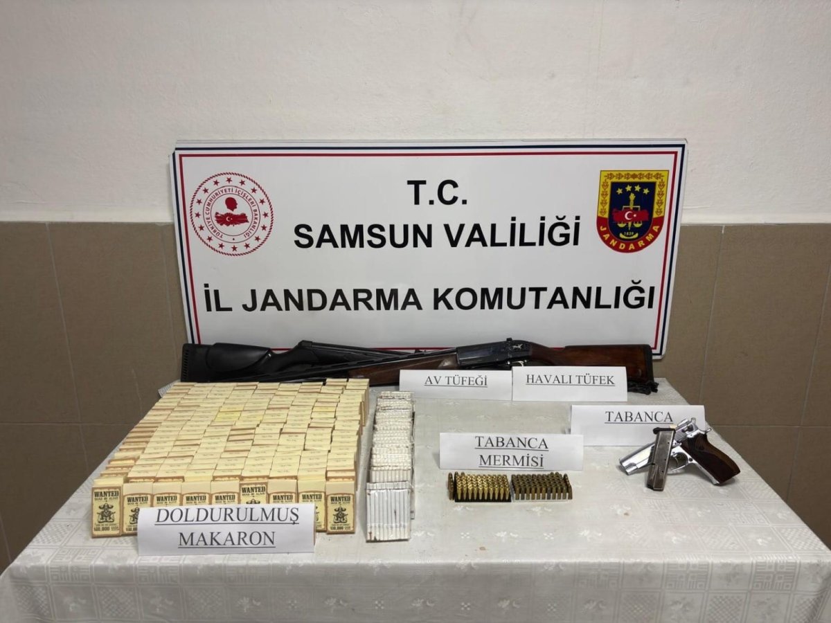 jandarmadan-kacak-tutun-ve-silah-operasyonu