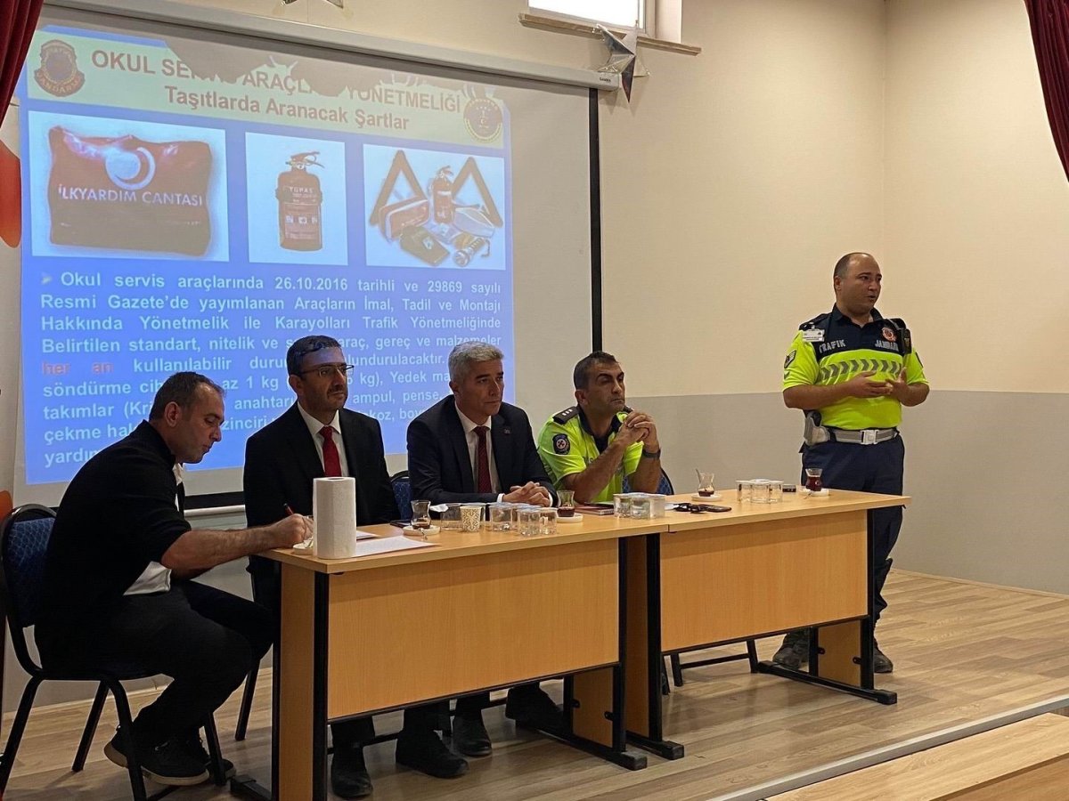 karapinarda-tasimali-egitim-soforleri-bilgilendirildi