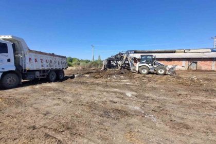 pazaryerinde-yangin-magduru-ciftlige-belediyeden-destek