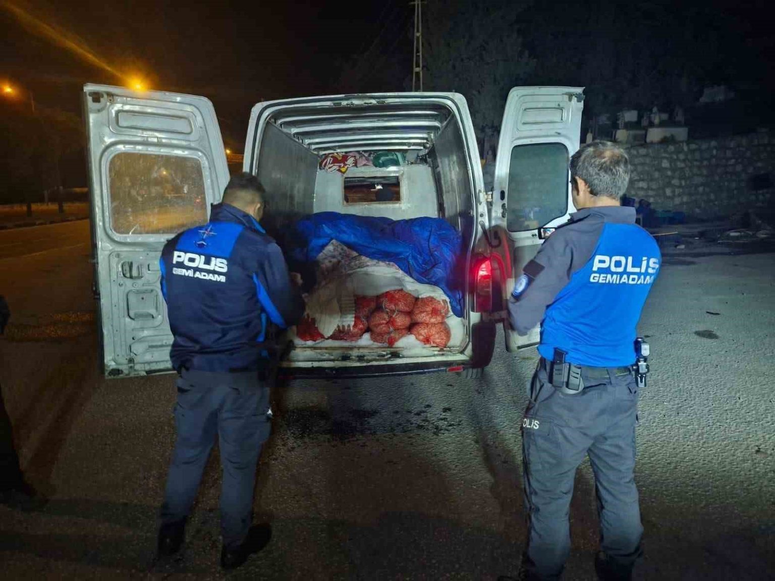 samsunda-5-ton-kacak-midye-ele-gecirildi