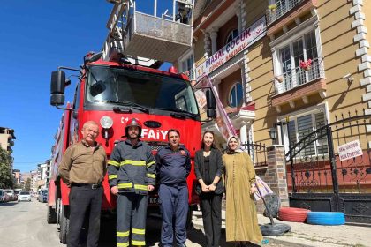 tatvanda-cocuk-gunduz-bakimevinde-yangin-tatbikati