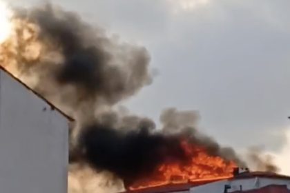 tekirdagda-cati-katinda-yangin