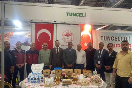 tuncelinin-yoresel-urunleri-elazigda-tanitildi