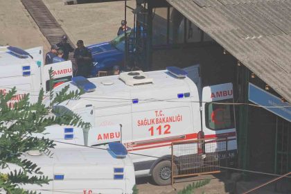 zonguldakta-gocuk-altinda-kalan-5-madenciden-4u-kurtarildi