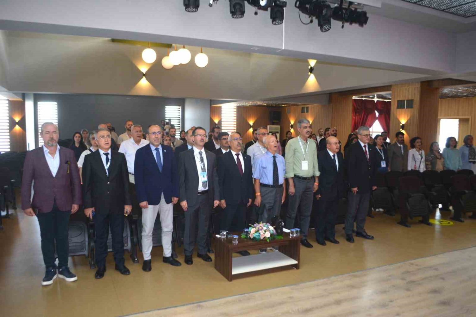 13-ulusal-4-uluslararasi-veteriner-anatomi-kongresi-ayvalikta-basladi