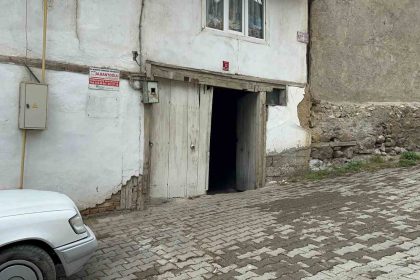 alkol-aldigi-arkadasini-olduren-saniga-16-yil-6-ay-hapis-cezasi
