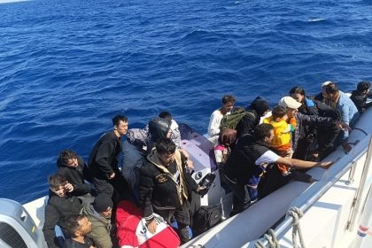 aydinda-26-duzensiz-gocmen-kurtarildi