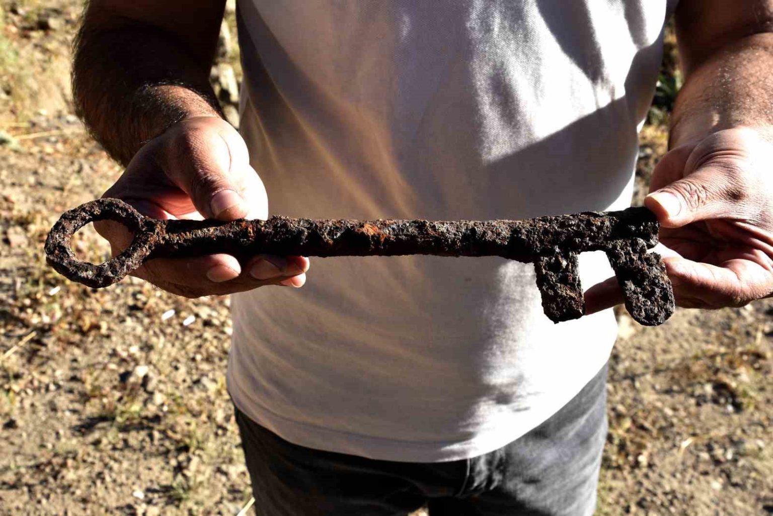 bitlis-kalesinin-gizemli-anahtari-gun-yuzune-cikti