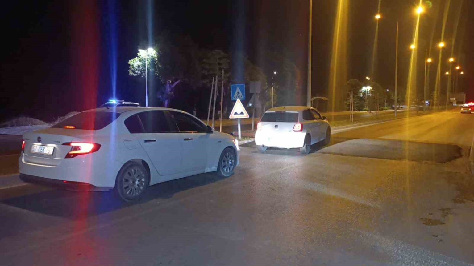 boyasiz-kasisler-gece-karanliginda-suruculerin-kabusu-oldu-fark-edemeyen-sanayinin-yolunu-tuttu