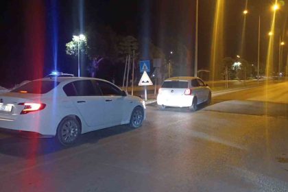 boyasiz-kasisler-gece-karanliginda-suruculerin-kabusu-oldu-fark-edemeyen-sanayinin-yolunu-tuttu