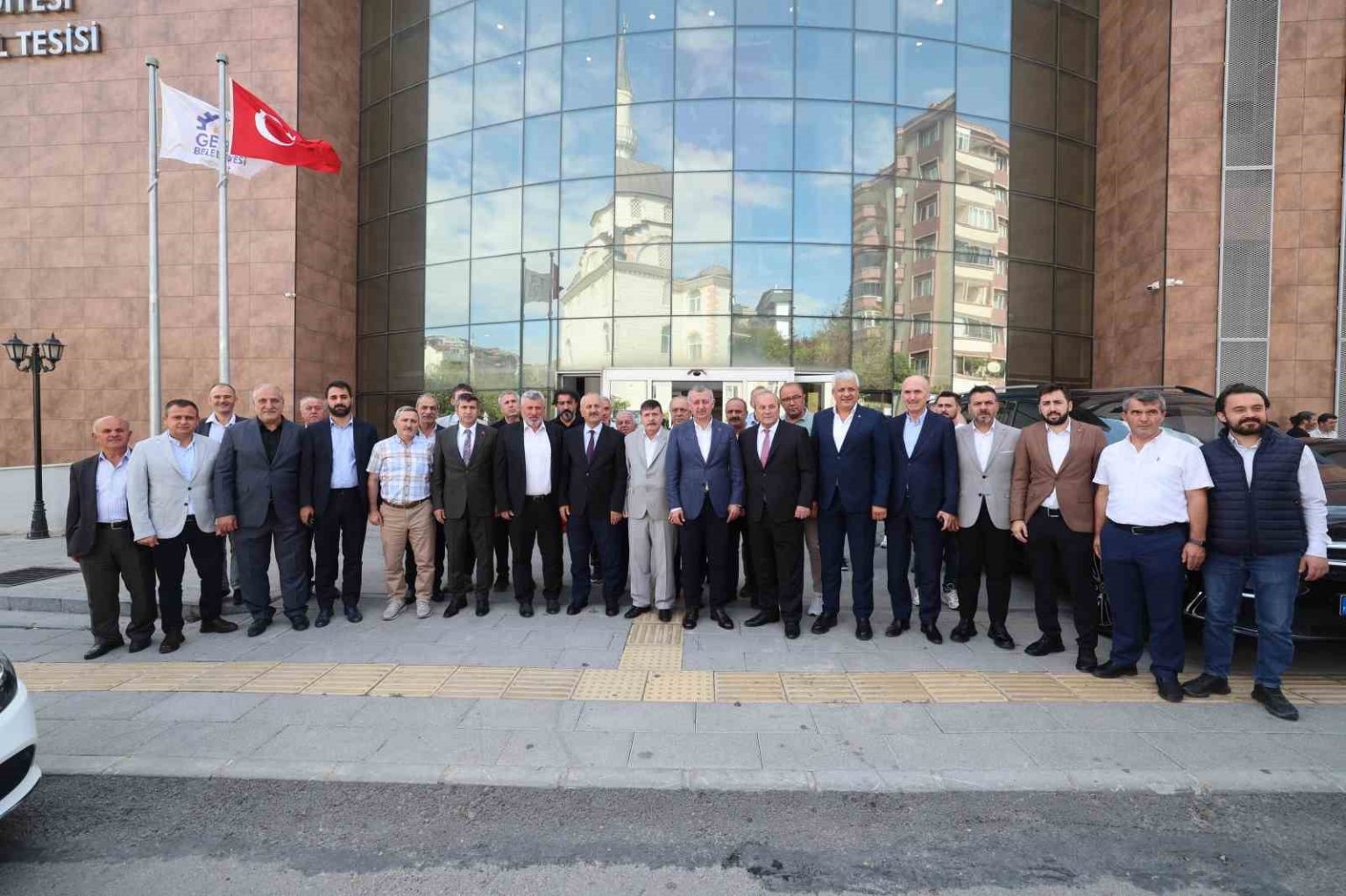 buyukakin-gebzede-attigimiz-her-adim-turkiyenin-uretim-gucune-katkidir