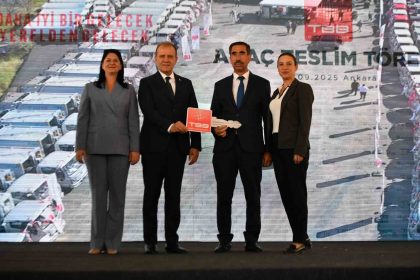 cameli-belediyesi-turkiye-belediyeler-birligi-tarafindan-kamyoneti-teslim-aldi