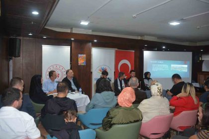 edebiyat-etkinligine-ilk-dersim-filistinli-acilis