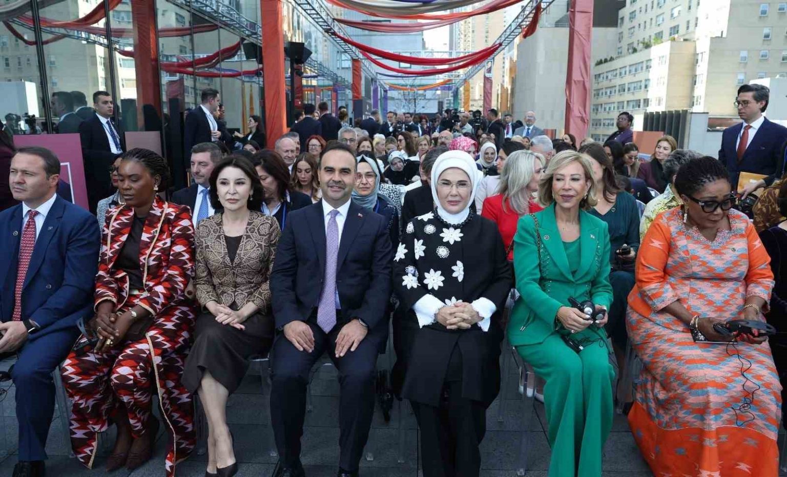 ehramin-zarafeti-ve-anadolunun-zenginligi-new-yorka-tasindi